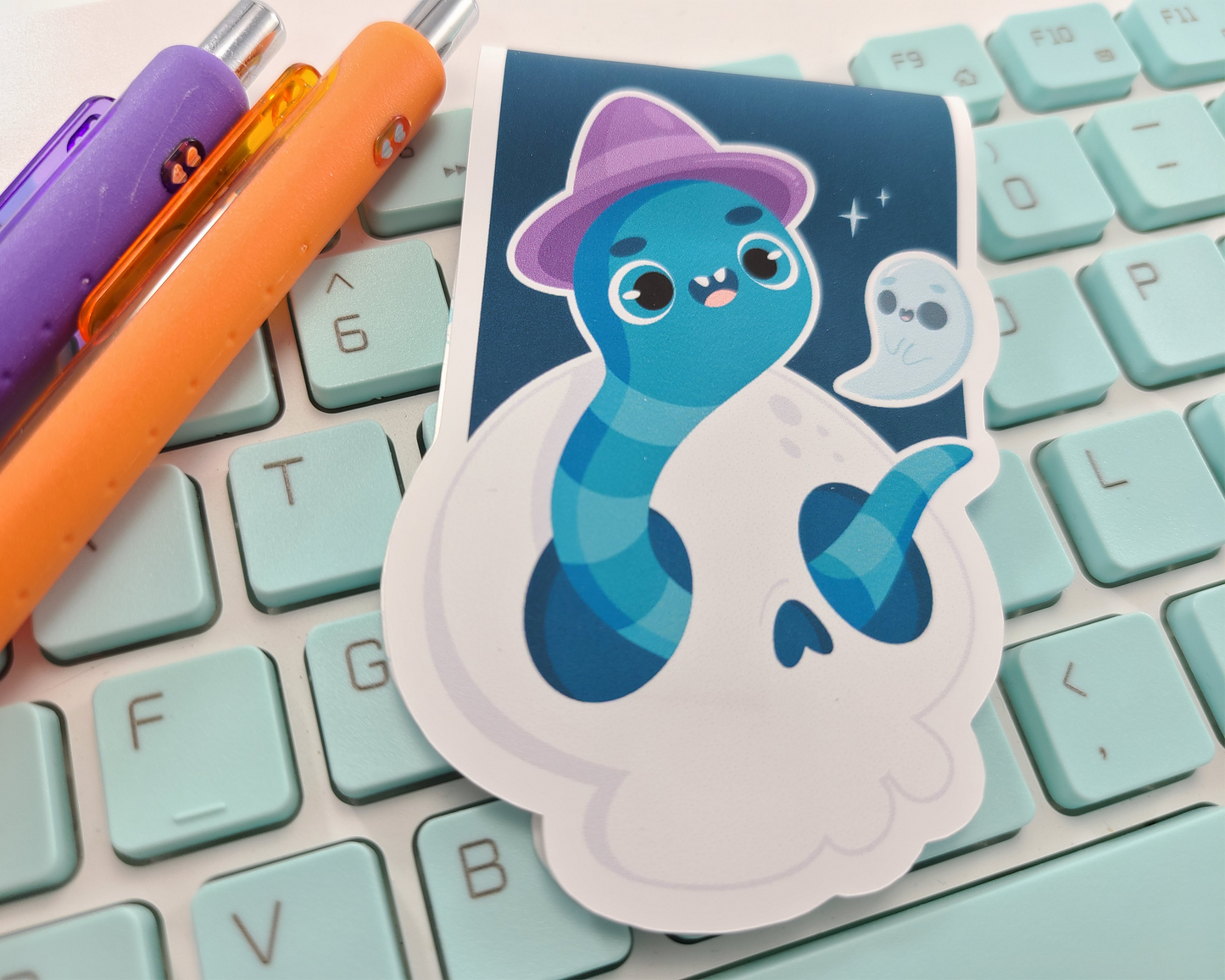 Halloween Worm & Skull Magnetic Bookmark