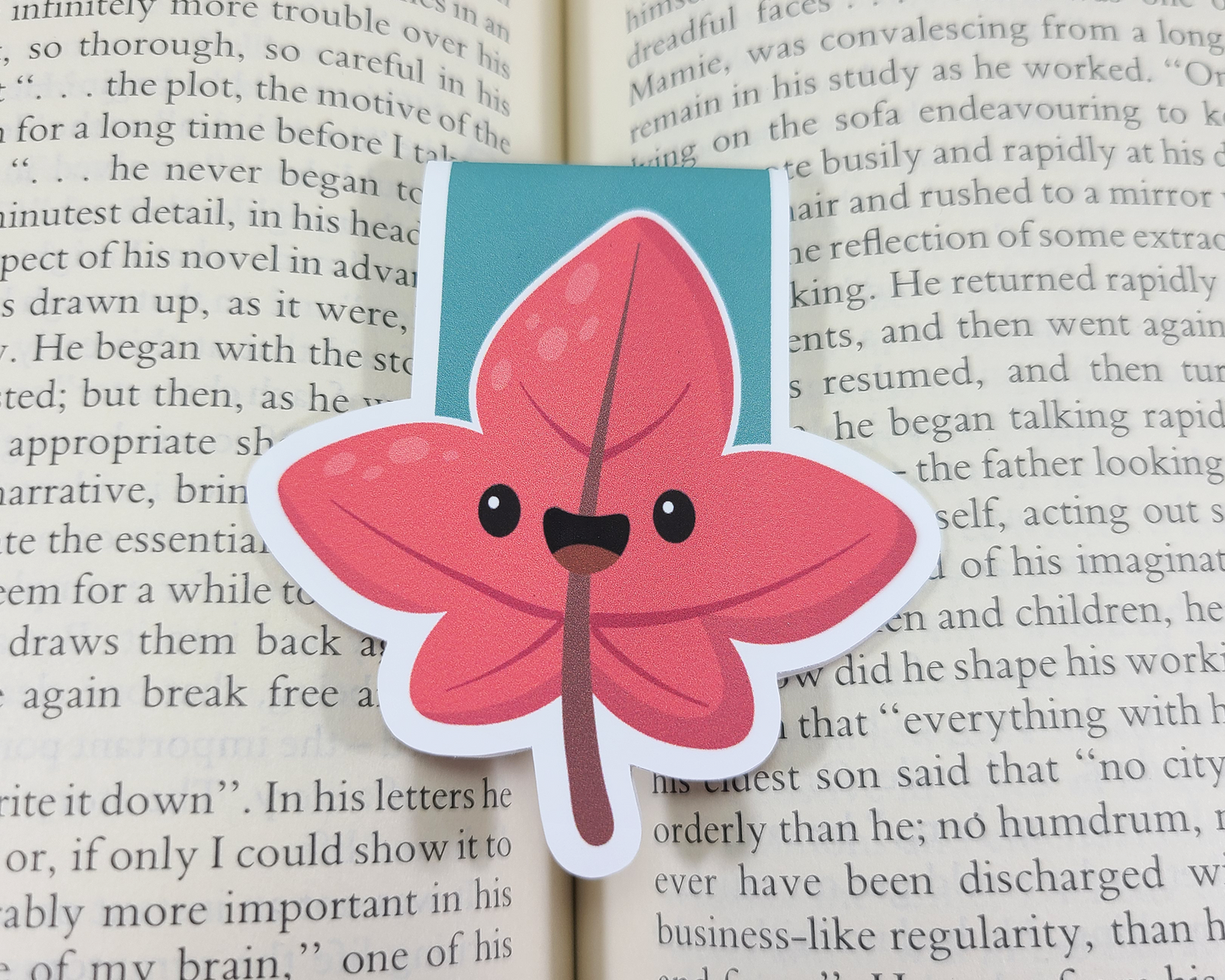 Maple Leaf Magnetic Bookmark