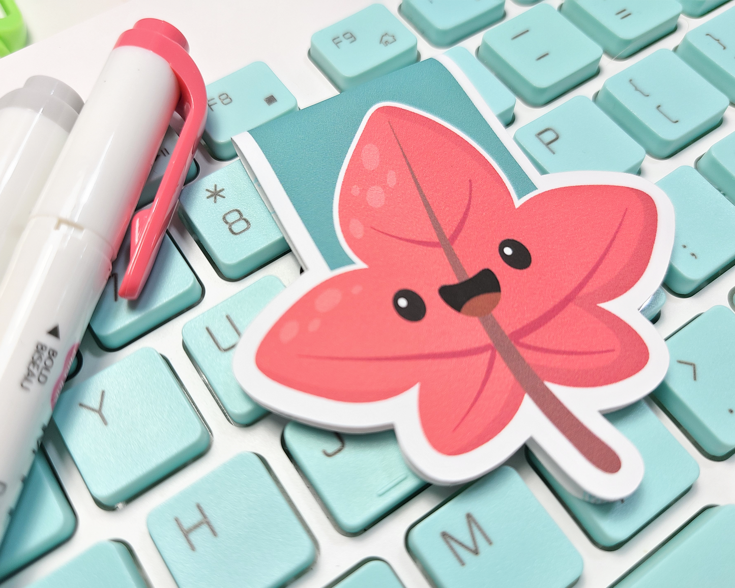 Maple Leaf Magnetic Bookmark